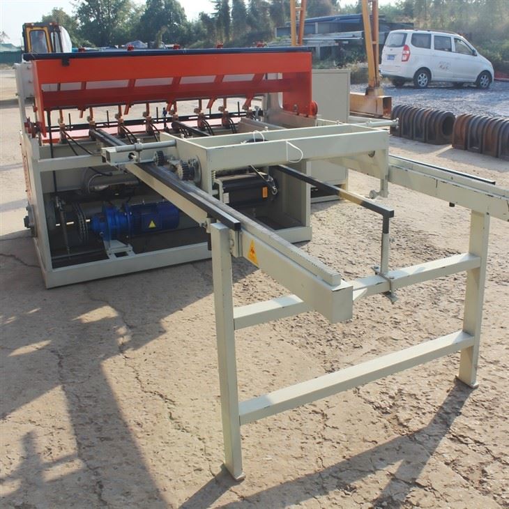 Grid welding production line